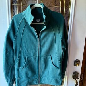 Lululemon Teal Zip-Up jacket! XS/SM Great condition! No size tag-bought as Sz 6